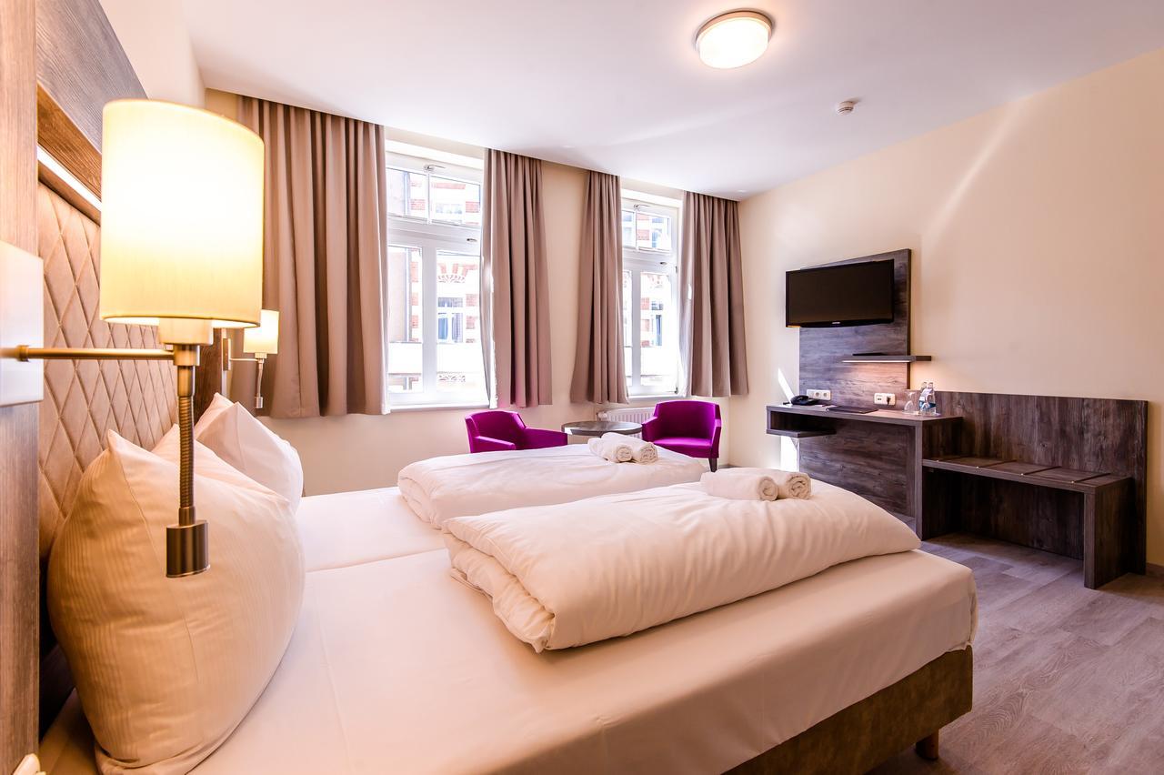Hotel Am Alten Hafen Wißmar Esterno foto