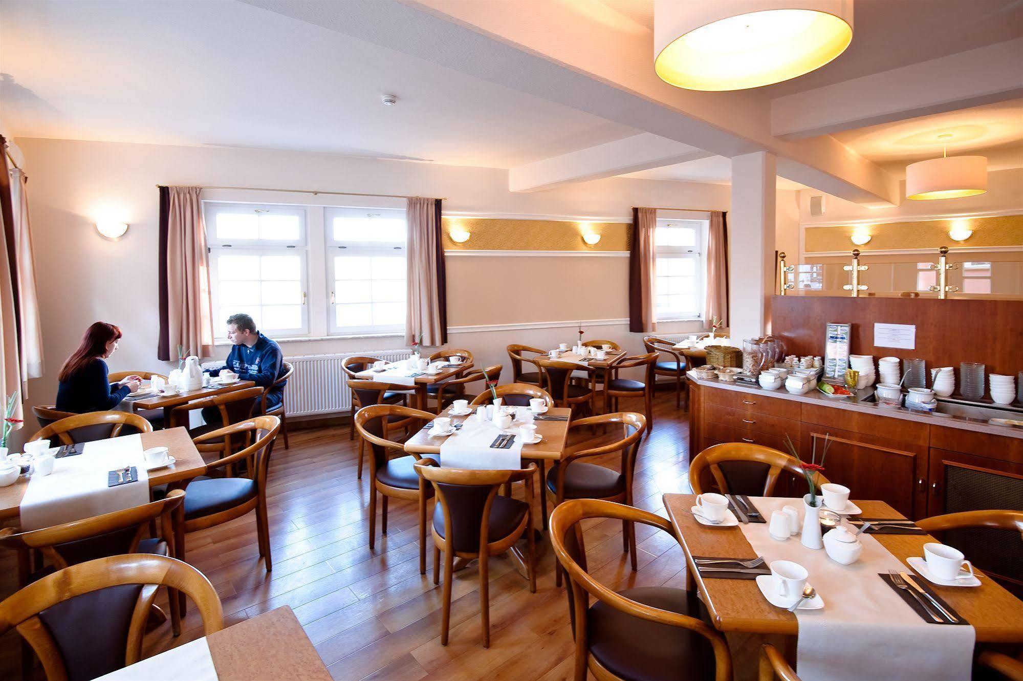 Hotel Am Alten Hafen Wißmar Esterno foto